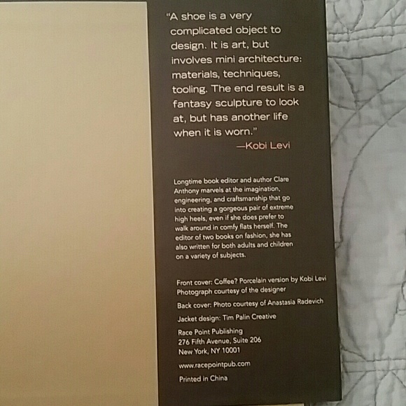 Hard Cover Book: 'Shoegasm' - Picture 4 of 8